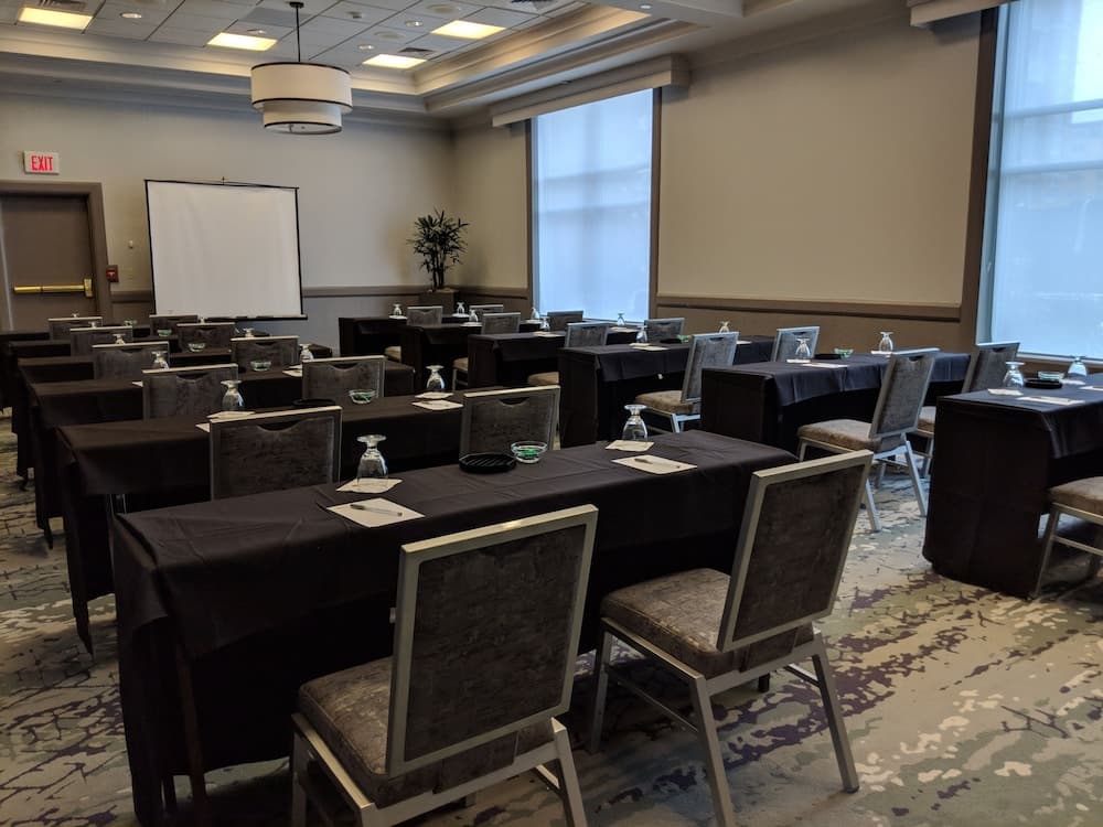 Hilton Garden Inn Chicago North Shore/Evanston