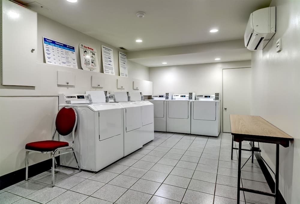 Best Western Plus Suites Downtown