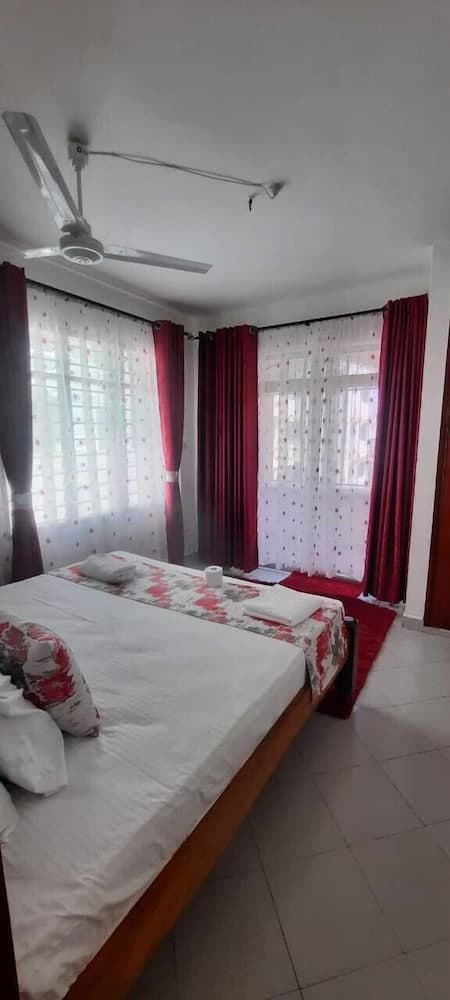 Lux Suites Shiv Apartments Nyali Cinemax
