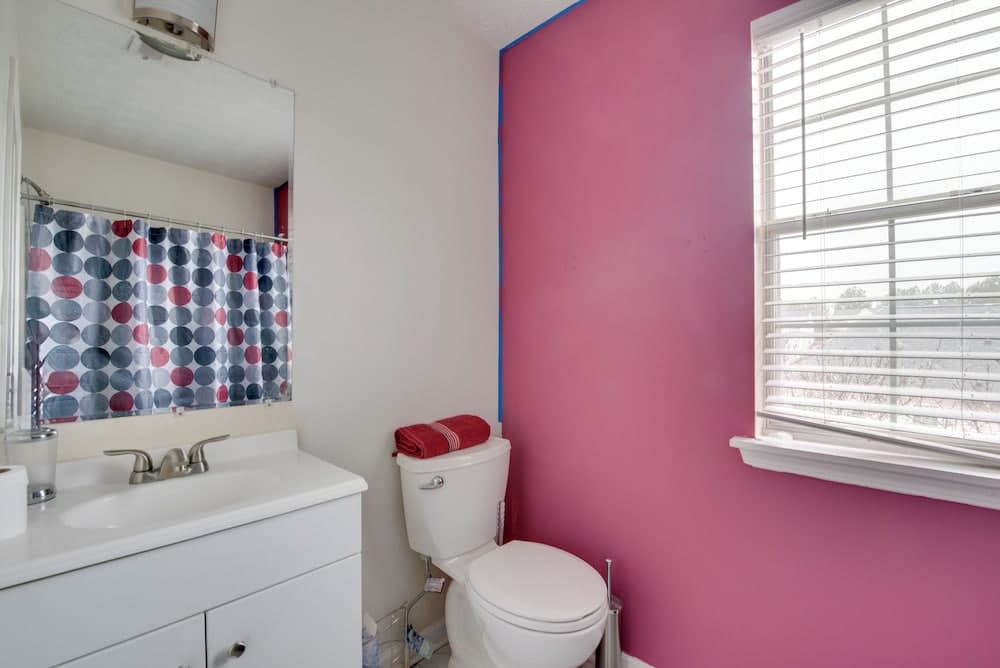 Lovely Atlanta Home w/ Yard Near Cedar Grove Lake