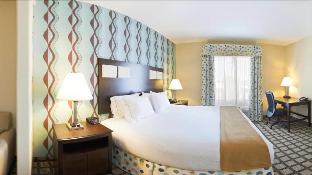 Holiday Inn Express Hotel & Suites Fairburn by IHG