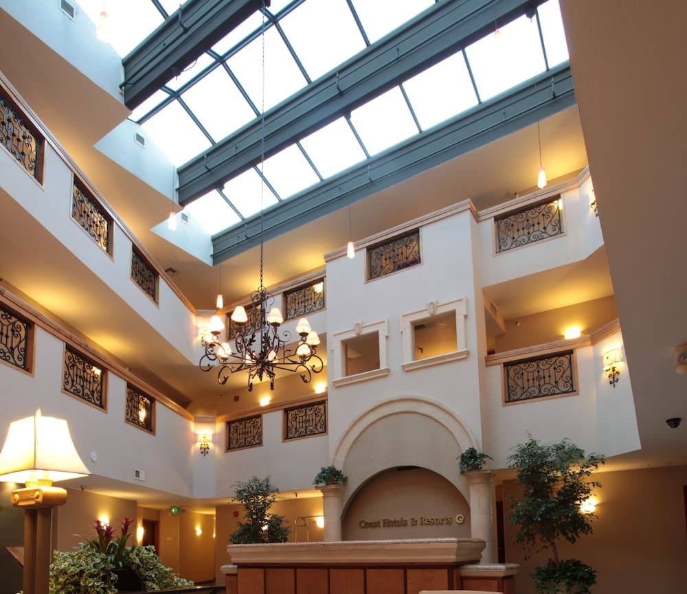 Coast Burbank Hotel