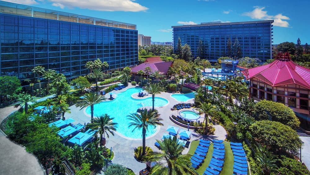 Disneyland Hotel