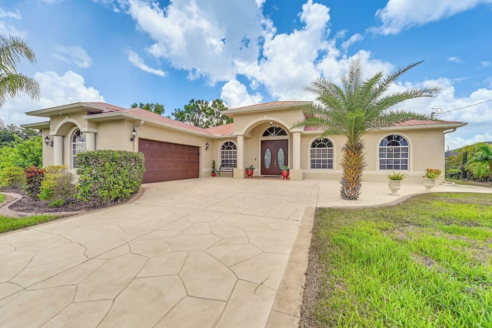 Relaxing Lehigh Acres Home w/ Private Pool & Lanai
