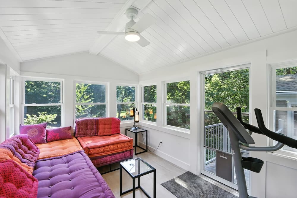 Charming Manville Heights Cottage Retreat 3 Bedroom Home