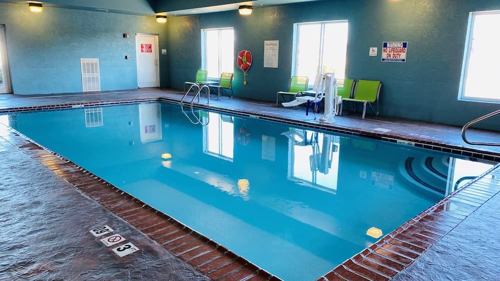 Holiday Inn Express Hotel & Suites Hillview by IHG
