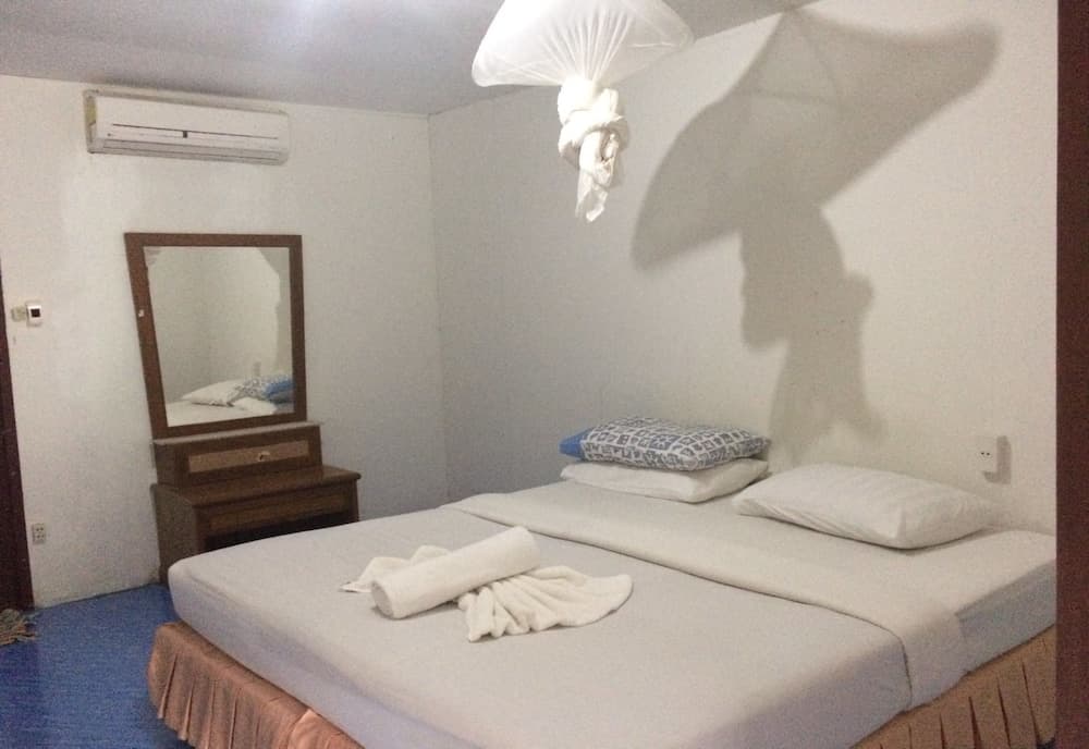 Kuraburi Resort