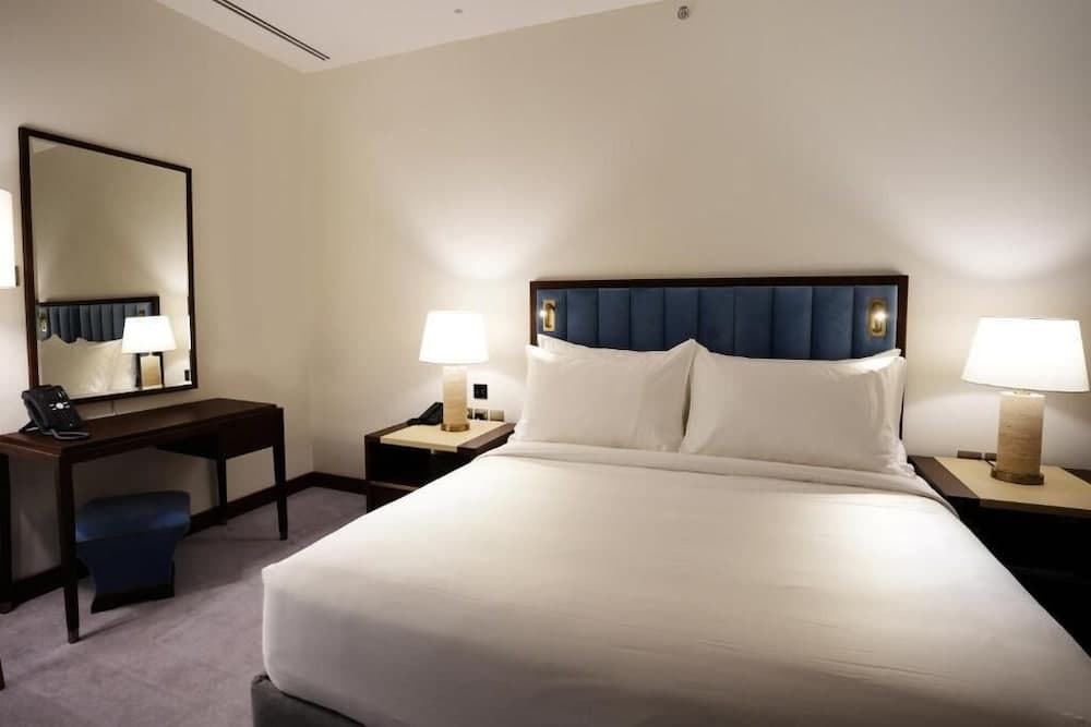 Peninsula Worth Hotel