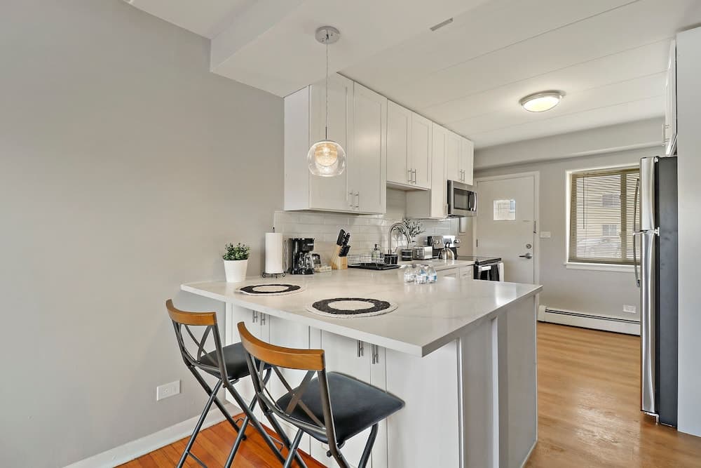 Recharge in Charming 1BR Apt - Salem 5A