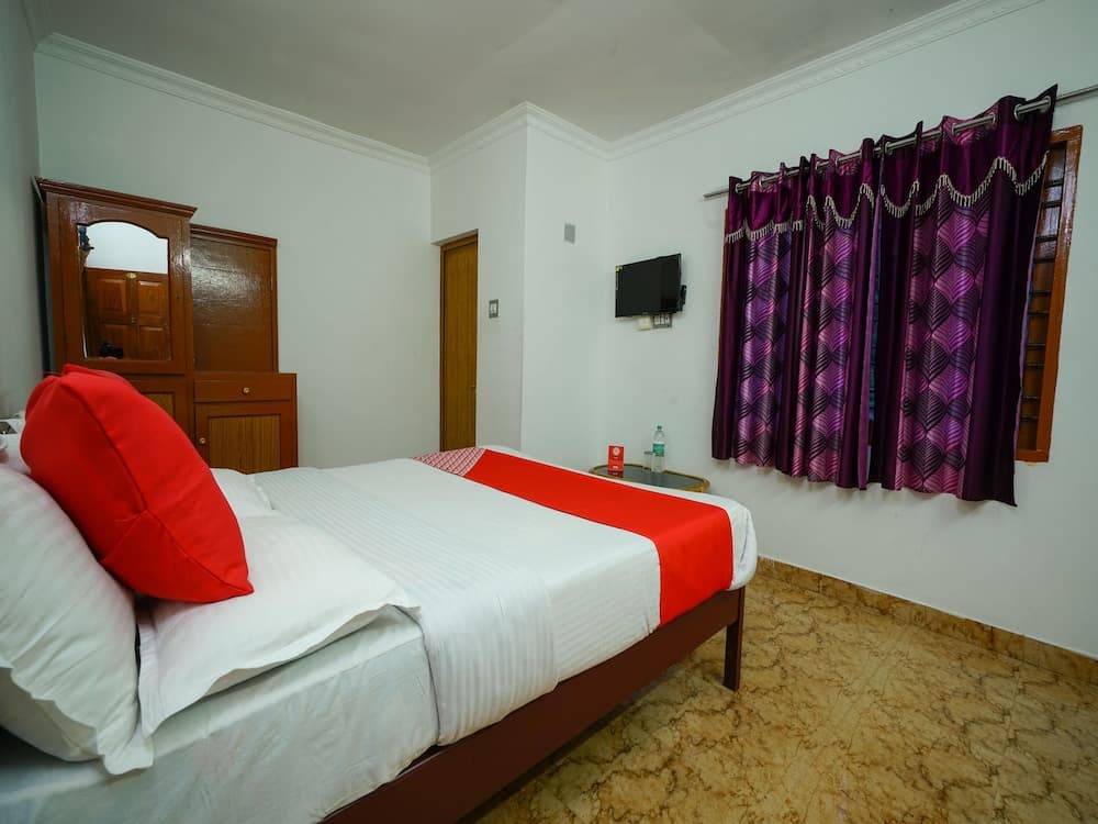 OYO 10641 Hotel Misty Hills