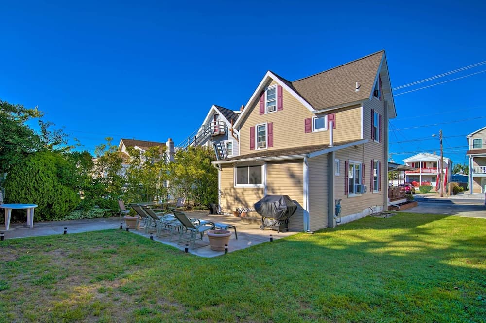 Nautical Wildwood Apt - Walk to the Beach!