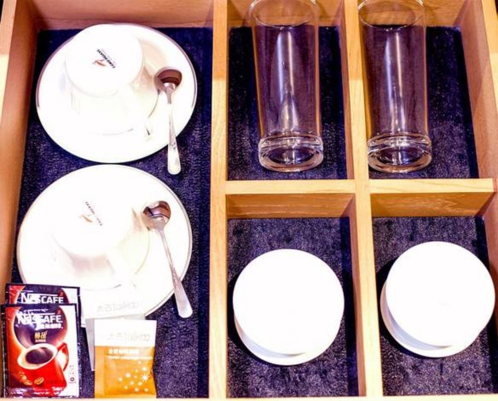 Charm City Kai Guan Hotel