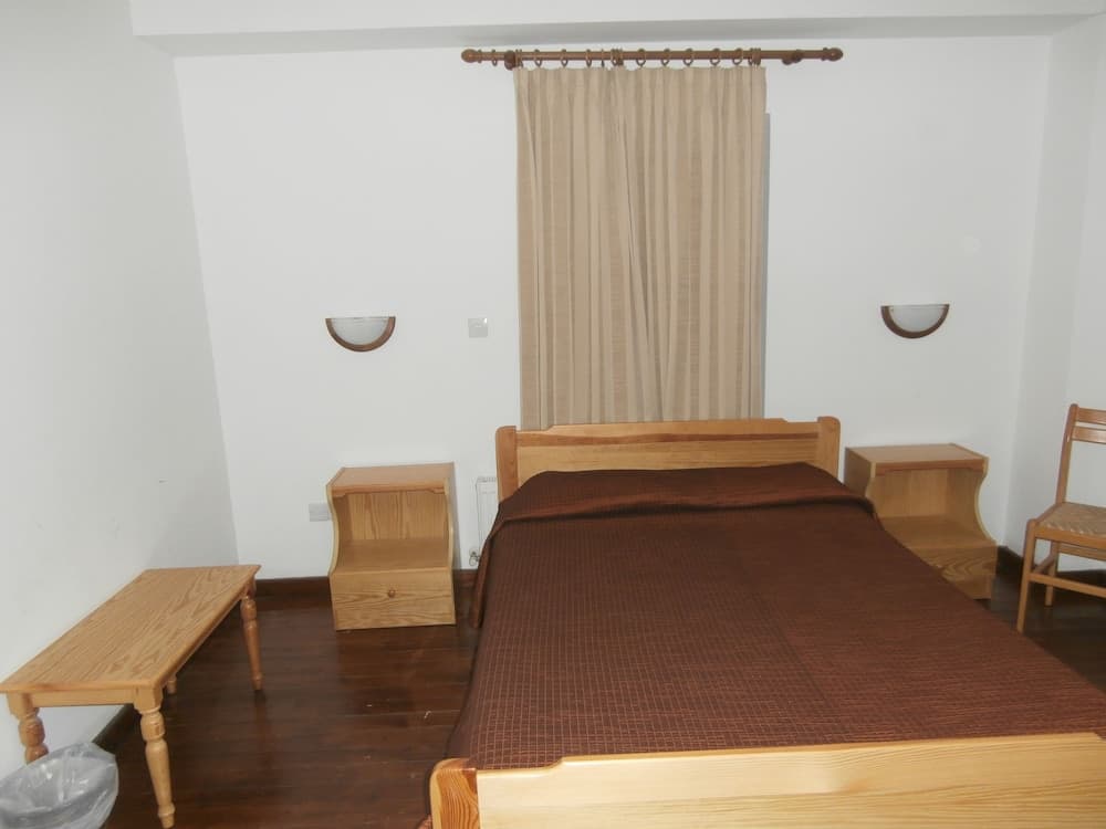 Elyssia Hotel