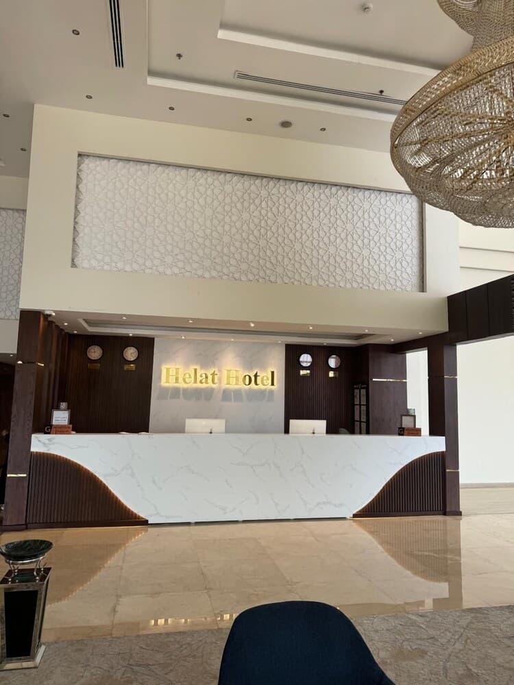 Helat hotel