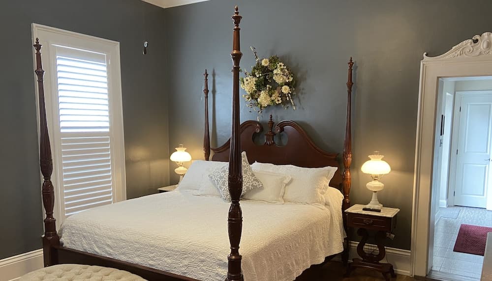 Belle Louise Historic Guest House