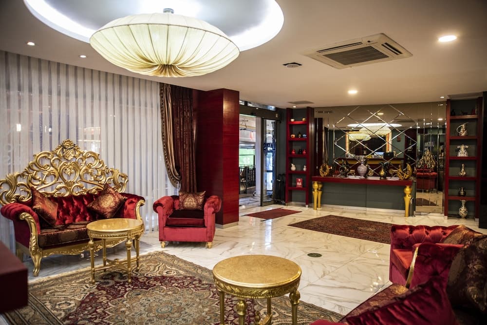 Lapis Inn Hotel & Spa