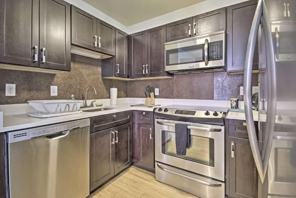 Convention Center corporate apartments