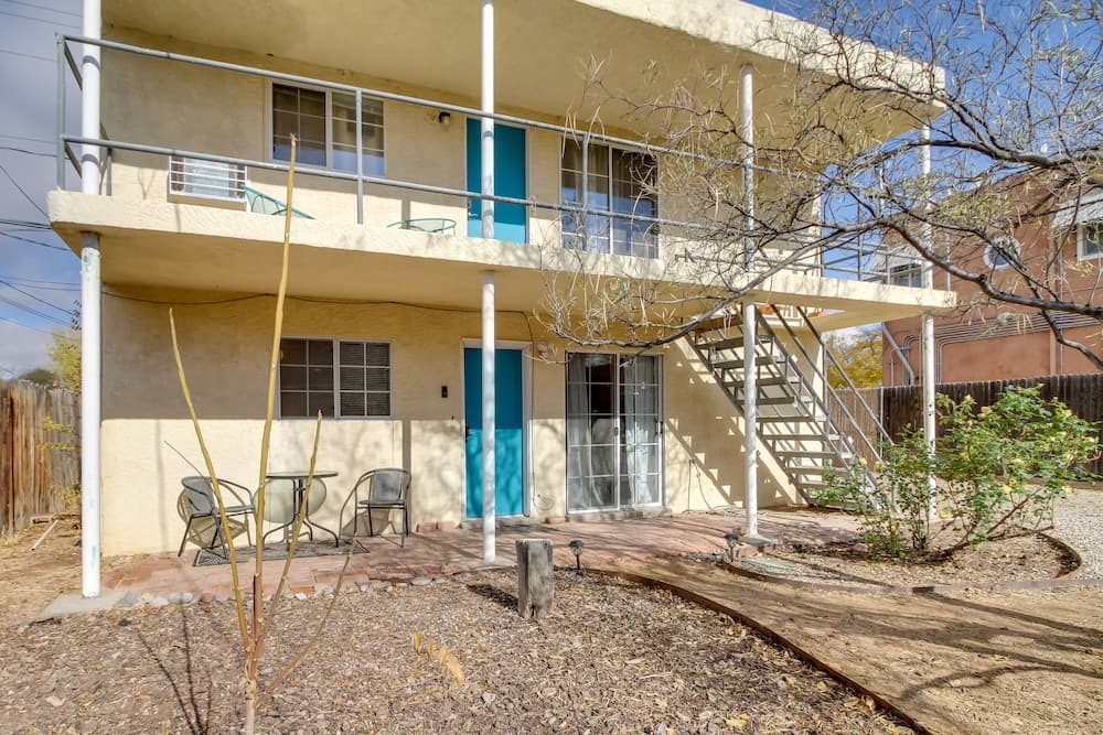 Cozy Albuquerque Apartment < 1 Mi to Downtown!