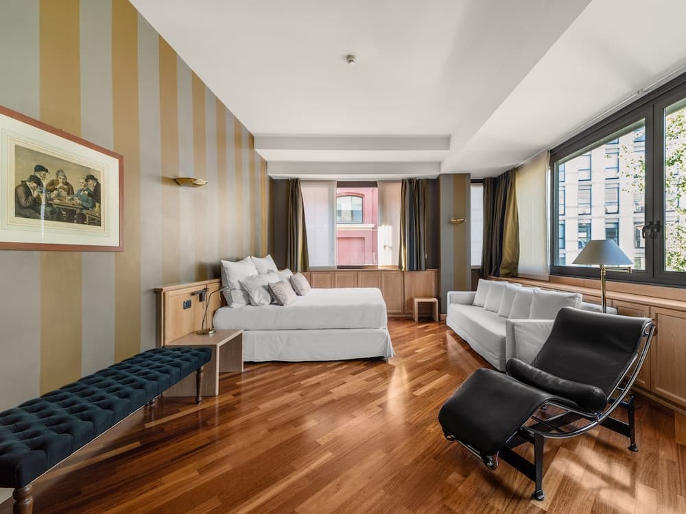 Numa Milan Camperio