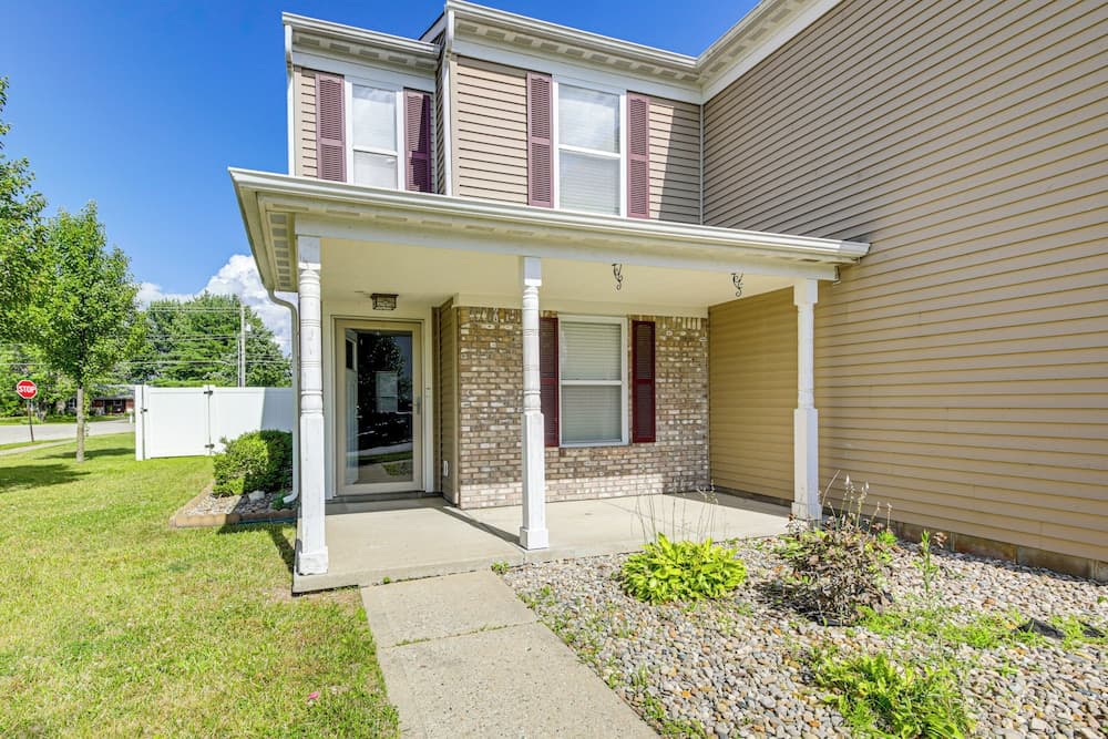 Pet-friendly Camby Home: 13 Mi to Indianapolis