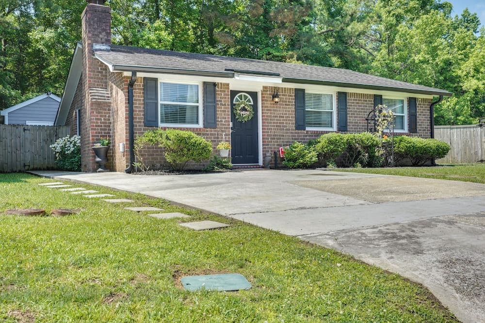Cozy Goose Creek Escape w/ Patio & Grill