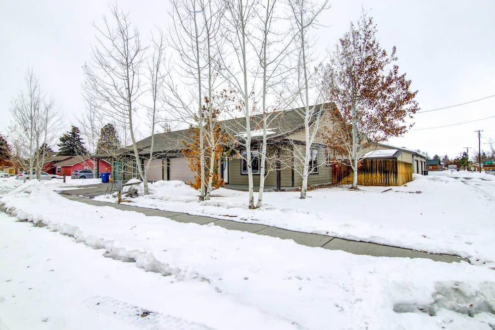 Cozy Belgrade Home Near Skiing, Hiking & Airport!