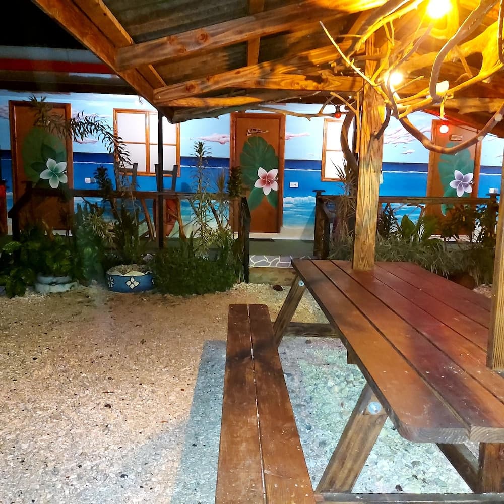MOOREA VAIARE LODGE
