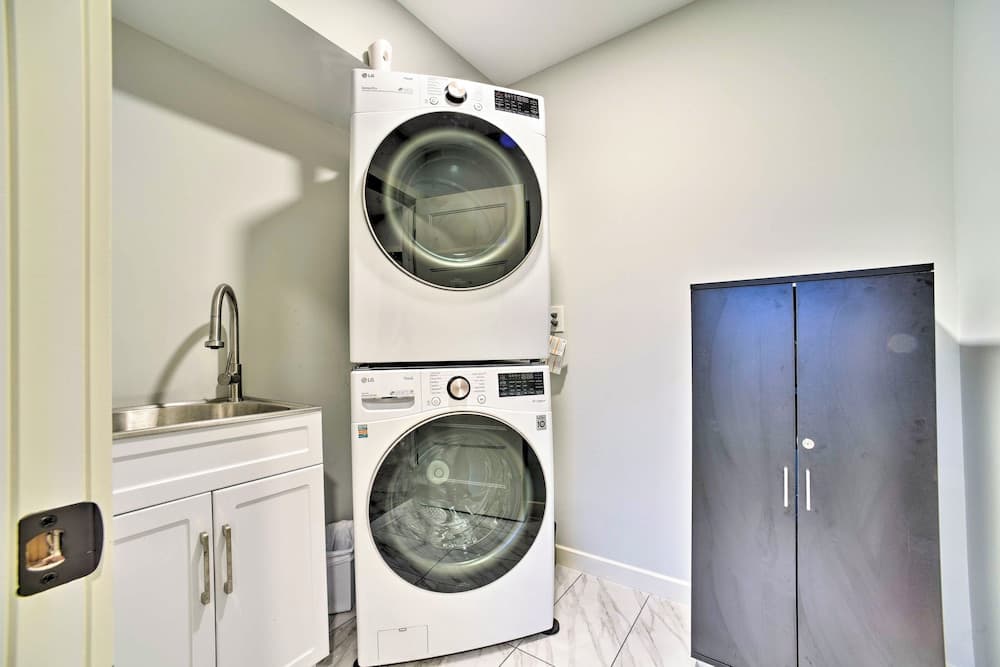 Sunny Clawson Home w/ Yard - Walk to Main St!