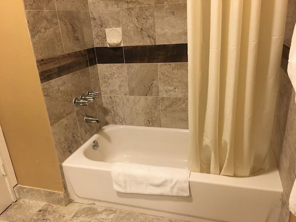 Budget Inn