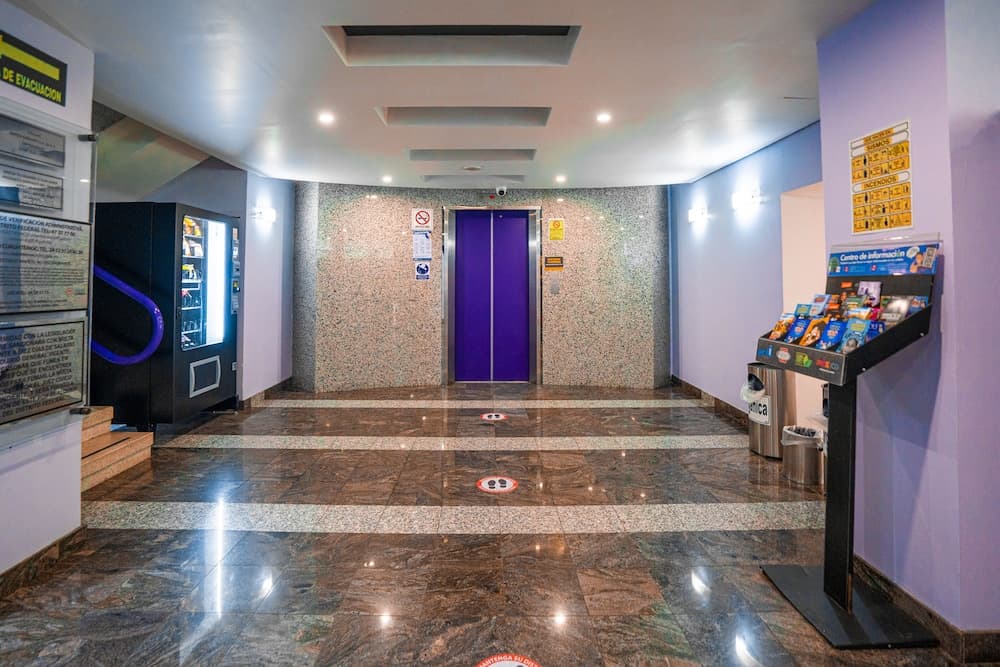 Hotel Embassy
