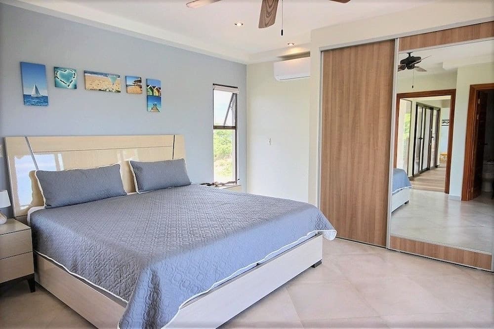 Villa Atardecer - 4 Br home