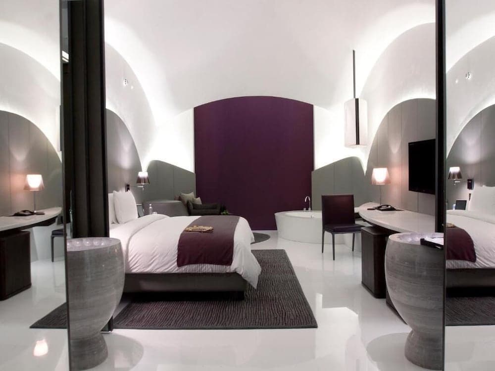 The Roseate New Delhi
