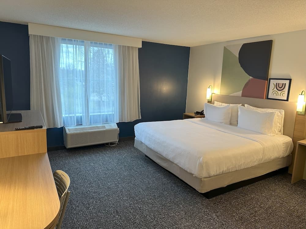 Spark By Hilton Walker Grand Rapids North