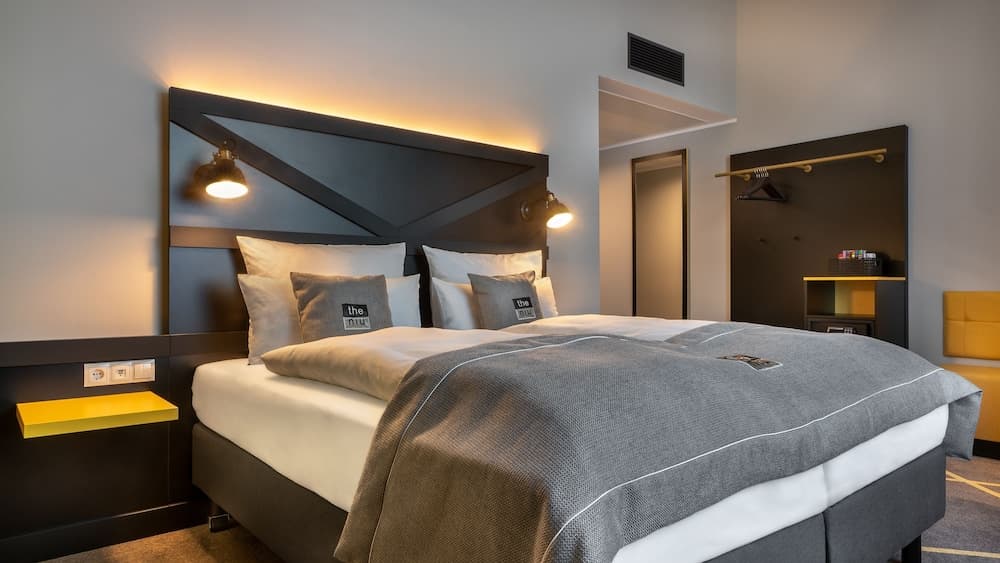 Holiday Inn - the niu, Fury Aschheim Messe by IHG