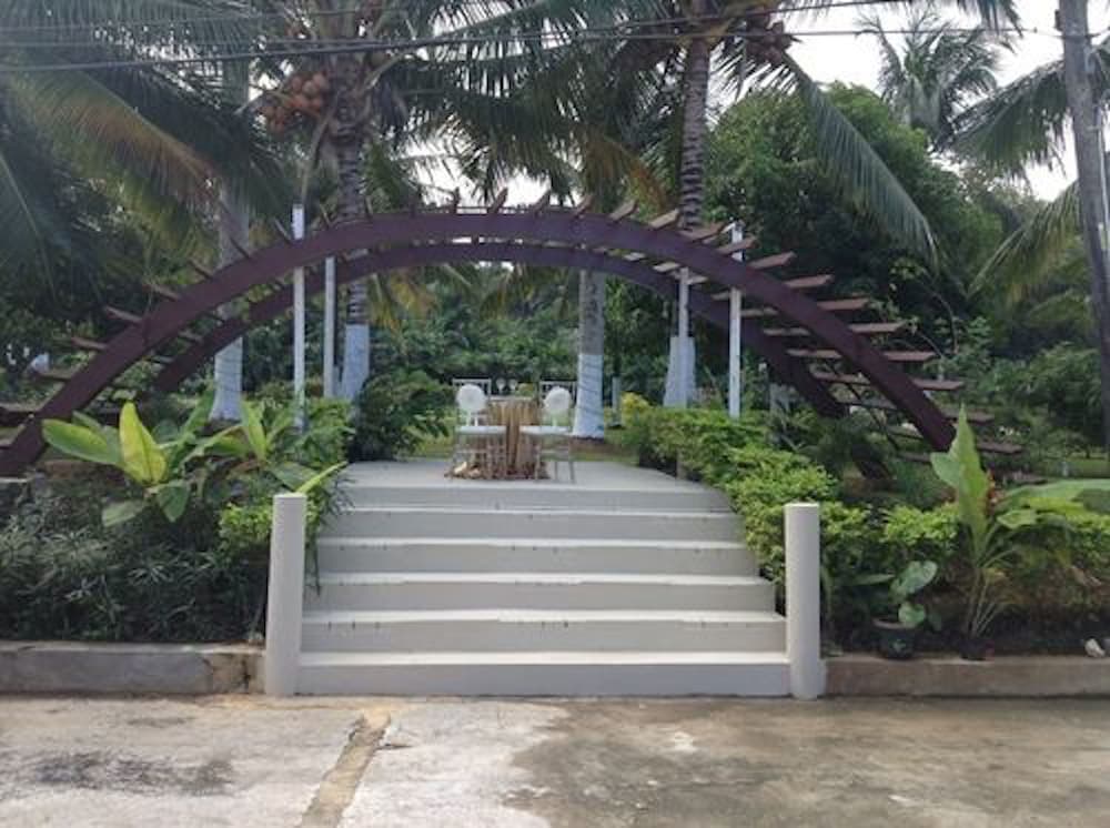Waters Edge Guest House