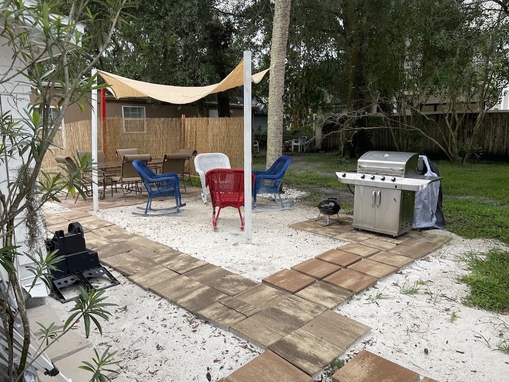 Downtown Single Family Modern Bungalow Close To Beaches And Dining 2 Bedroom Home by RedAwning