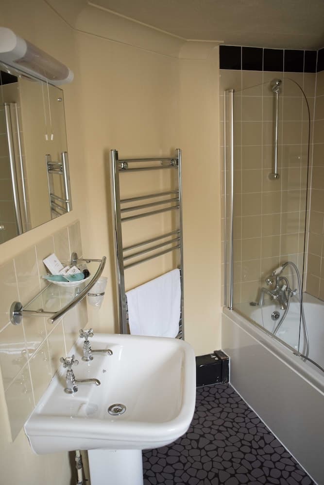 Village House Coaching Inn