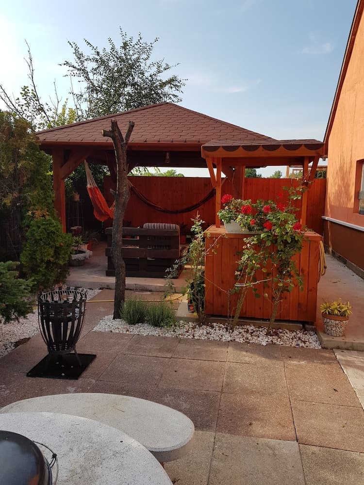 Airport16 B&B