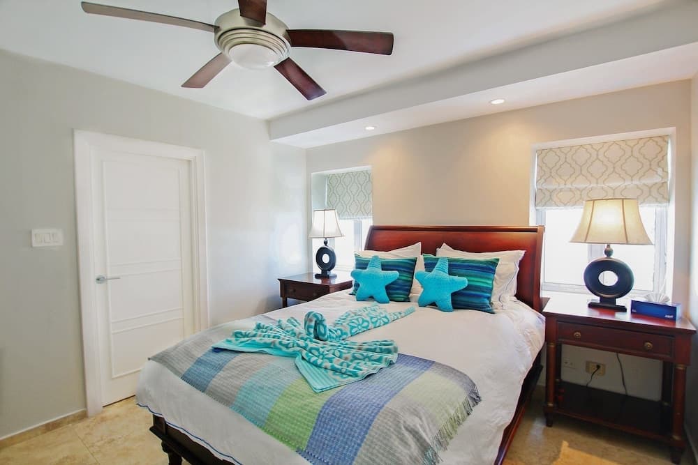 Stunning Beachfront 2-Bed Condo with Pool - Ocean One 204 by BSL Rentals