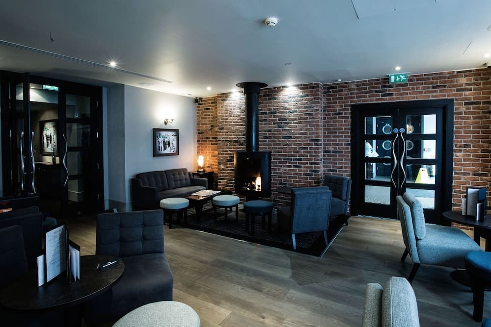 Malmaison Reading