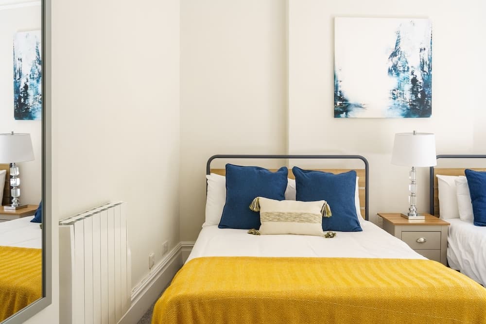 HG Collection - Cardiff City - Sleeps 6