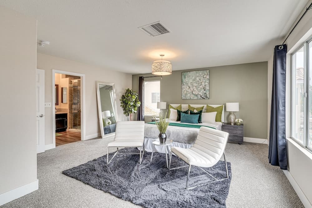 Spacious Henderson Home: 7 Mi to Vegas Strip