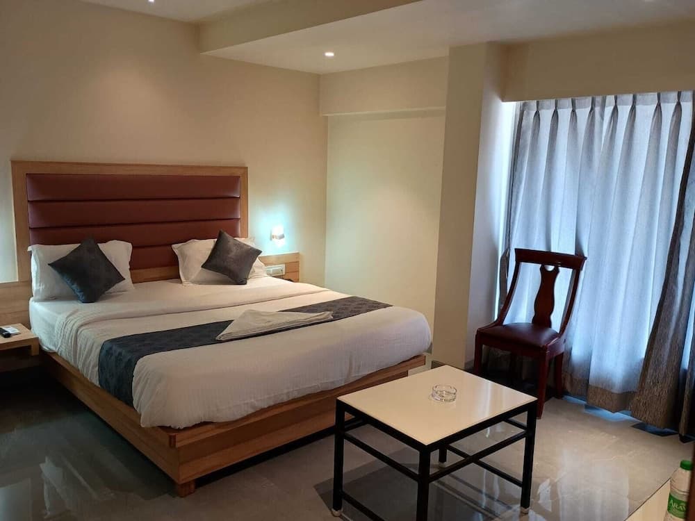Hotel Legacy Inn