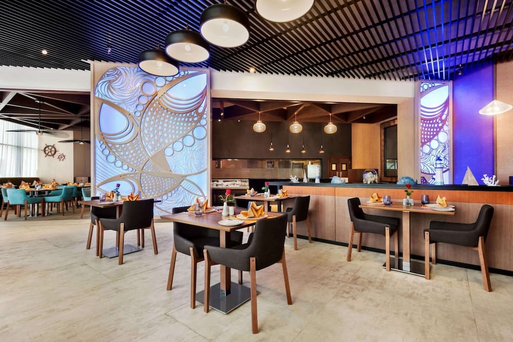 Wyndham Garden Ajman Corniche