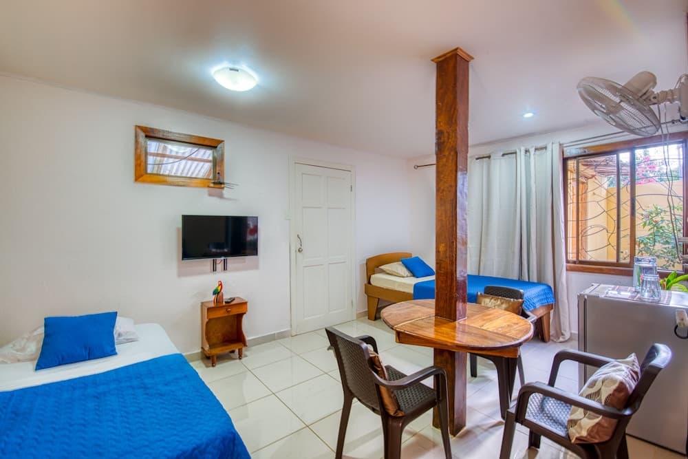 Yucca Beachfront Hotel