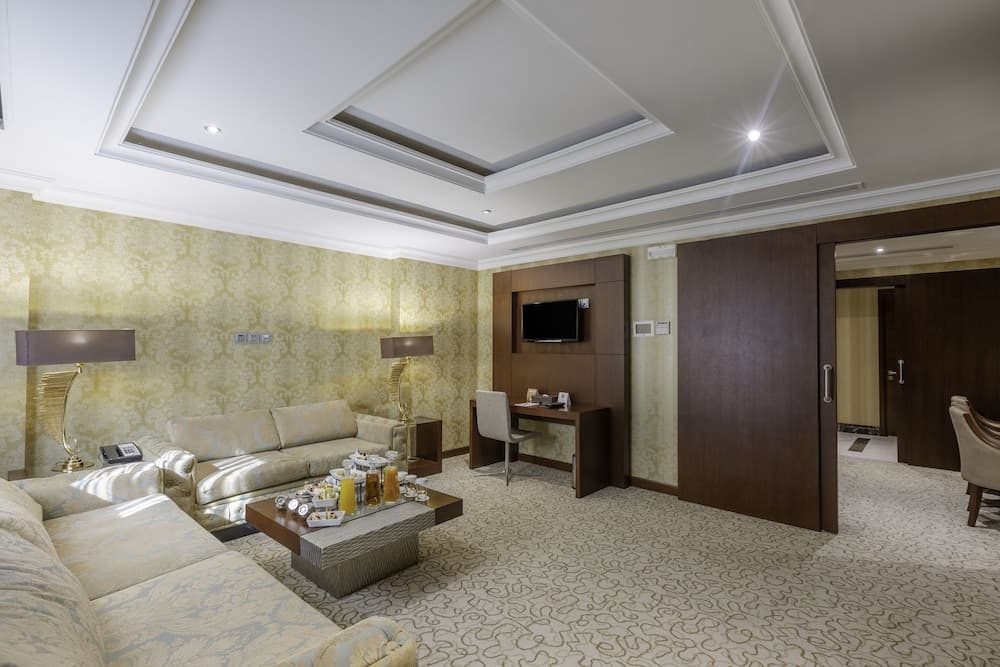 Millennium Al Aqeeq Hotel