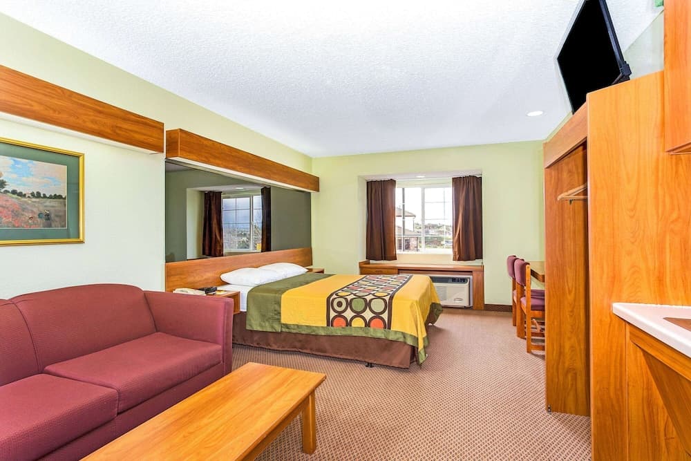 Super 8 by Wyndham Parker/SE Denver Area