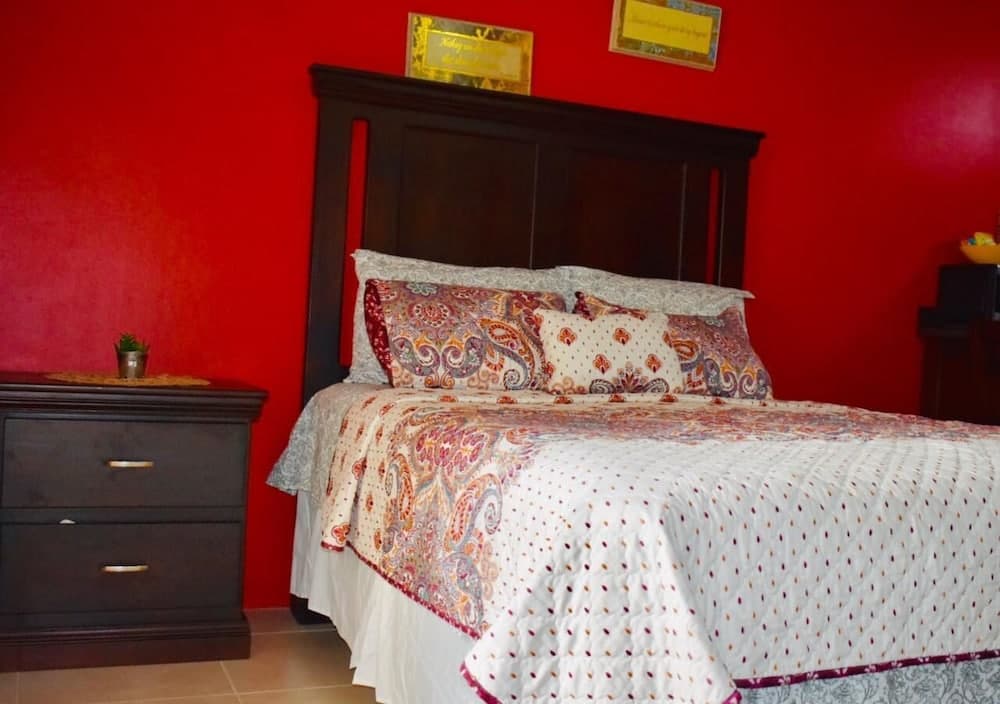 New Kingston Guest Apartment At Chelsea