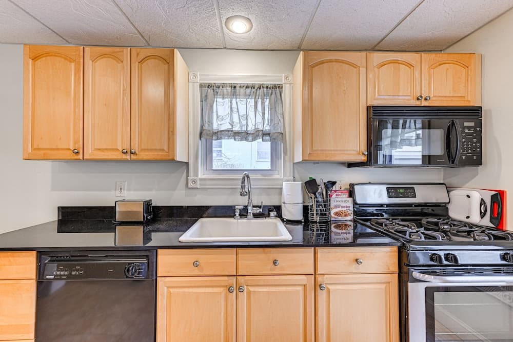 New York Escape Near Times Square & Central Park!