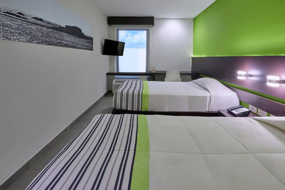 City Express Junior by Marriott Cancun